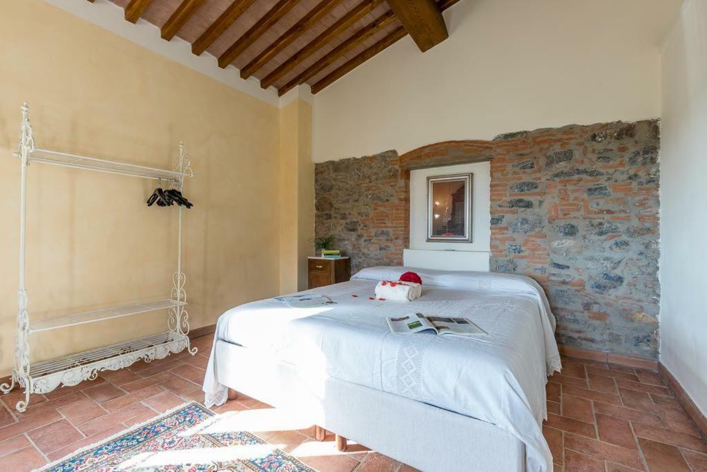 Relais del Lago e Relais del Monte Filettole Esterno foto