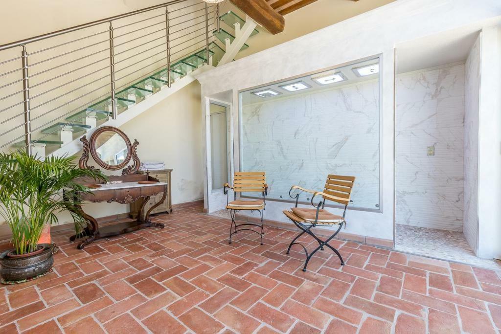 Relais del Lago e Relais del Monte Filettole Esterno foto